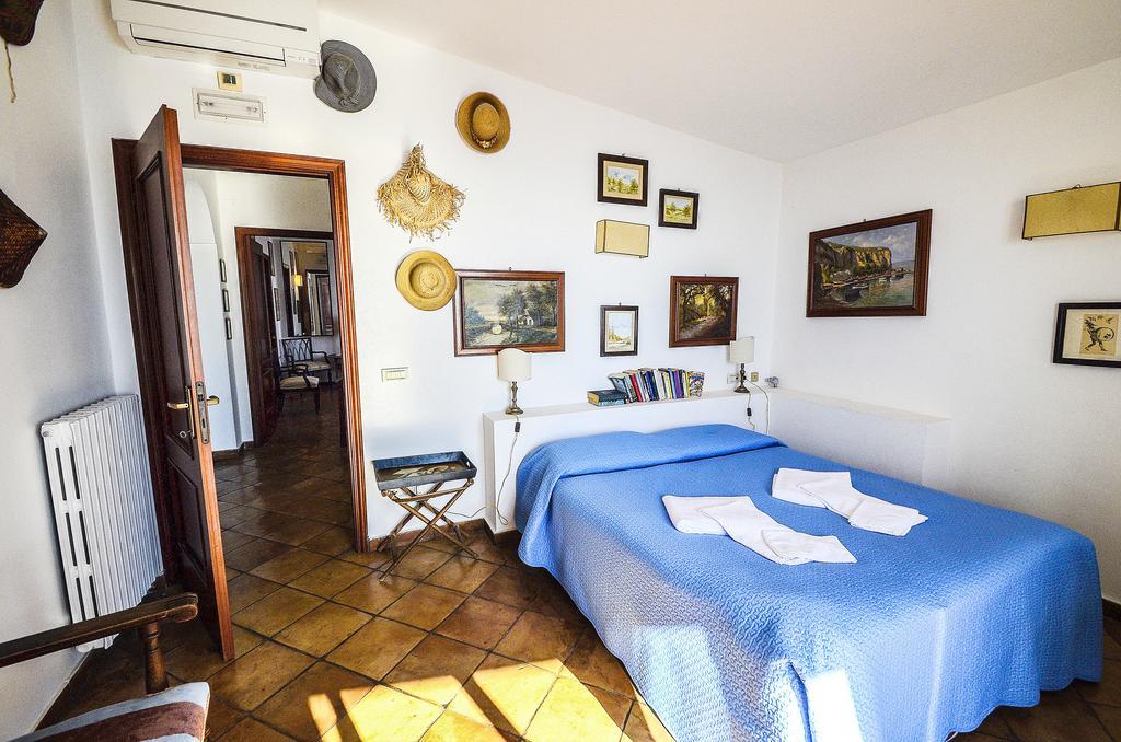 Villa Ulisse Massa Lubrense Habitación foto